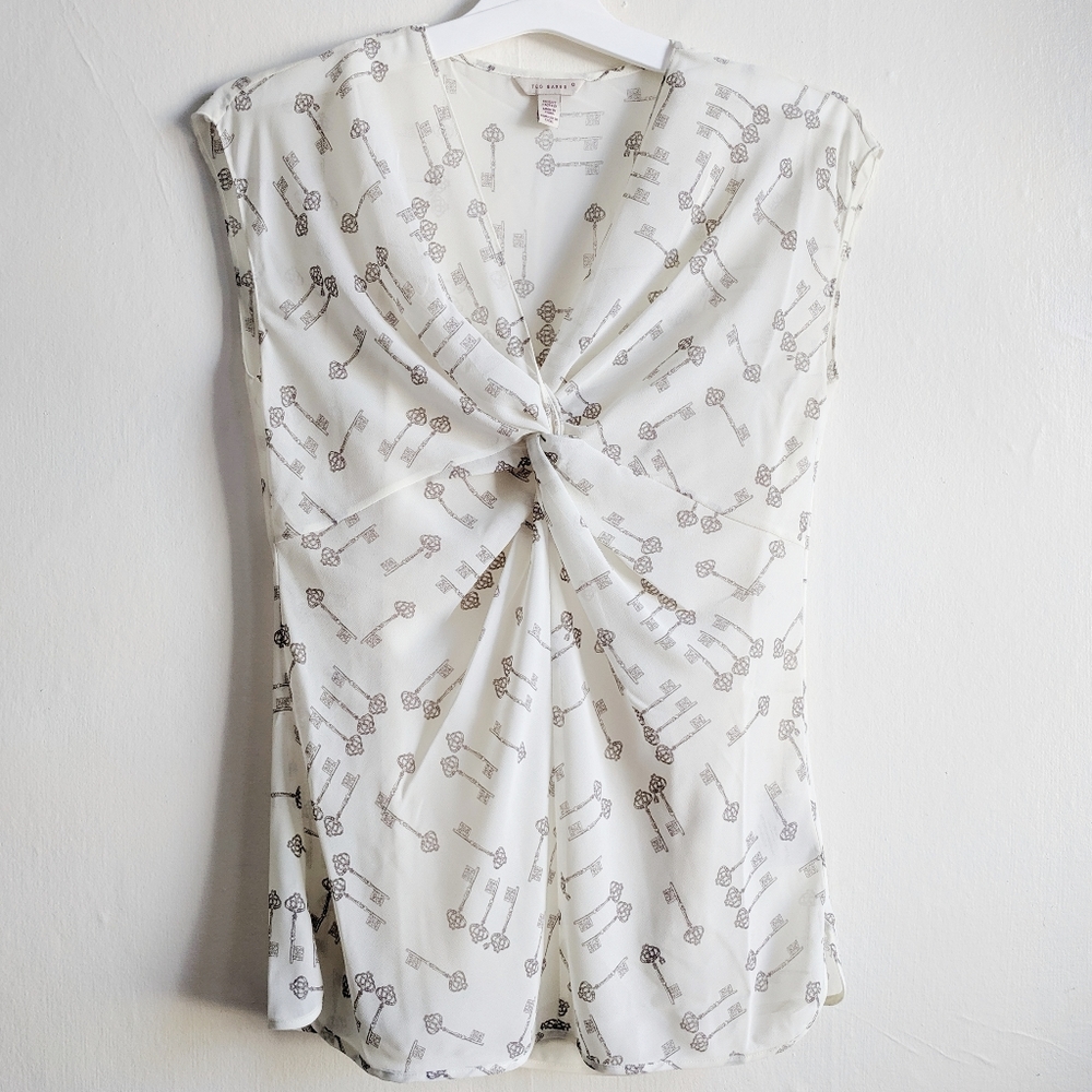 Ted Baker Women's twist front top size 0